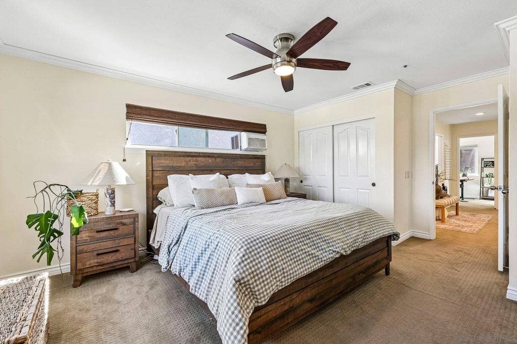 913 Vine street, Oceanside, CA 92054 913 Vine street, Oceanside, CA 92054