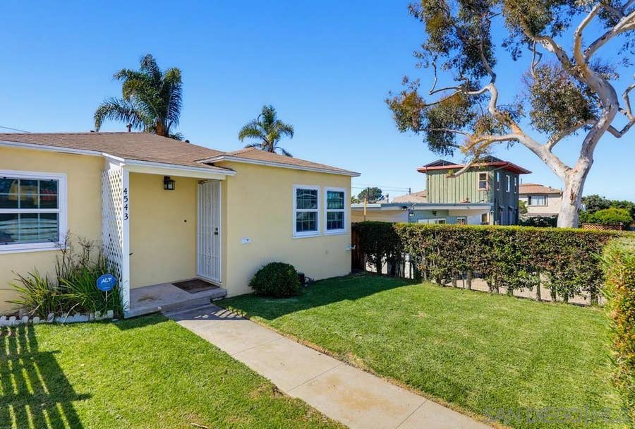 Property photo for 4543 Voltaire St, San Diego, CA