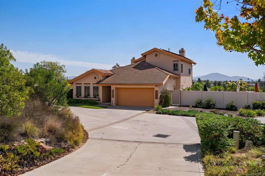 Property photo for 7757 Wing Span Dr, San Diego, CA