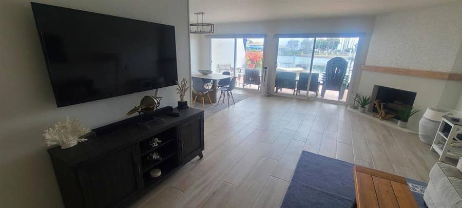 Property photo for 9 Antigua Ct, Coronado, CA