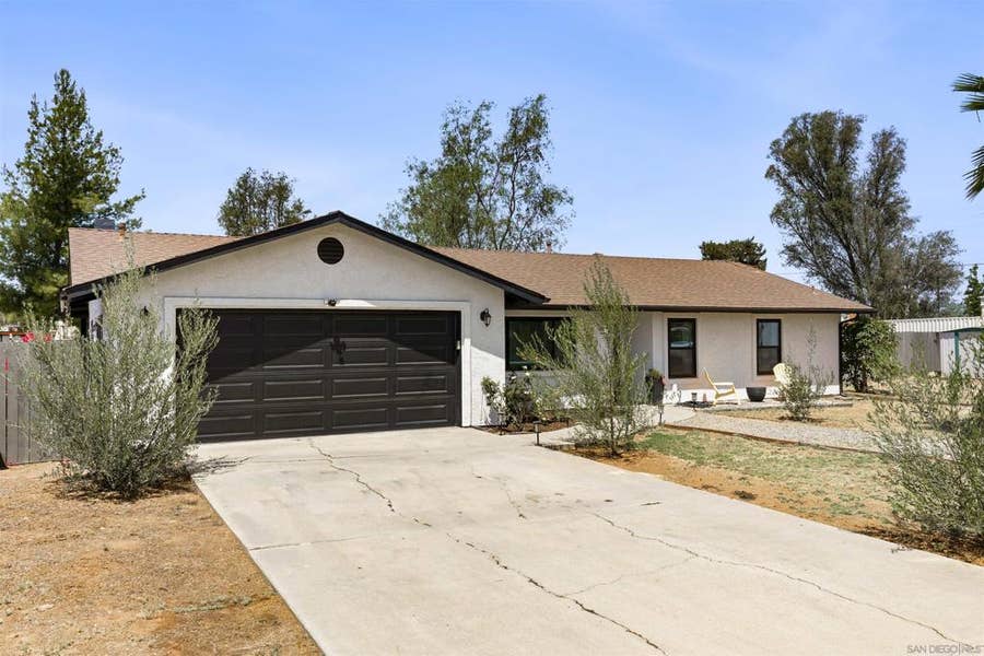Property photo for 1922 Vermont, Ramona, CA