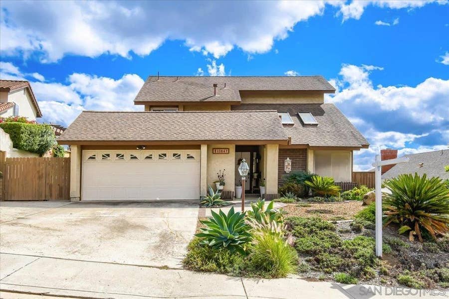 Property photo for 13567 Stoney Creek Road, San Diego, CA