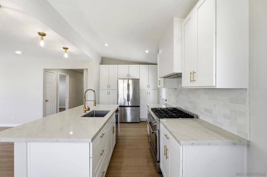 Property photo for 6228 Calle Pavana, San Diego, CA