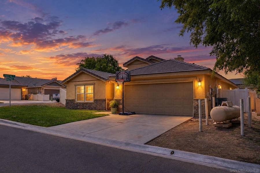 Property photo for 32391 Evening Primrose Trl, Campo, CA