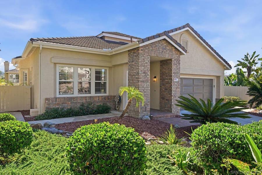 Property photo for 3106 Corte Nina, Carlsbad, CA