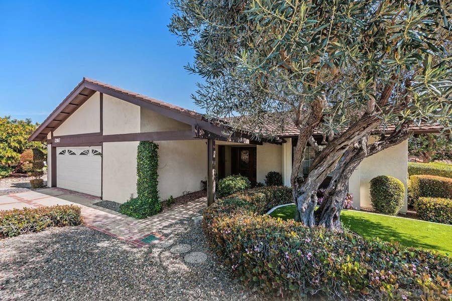 Property photo for 12007 Bajada Rd, San Diego, CA