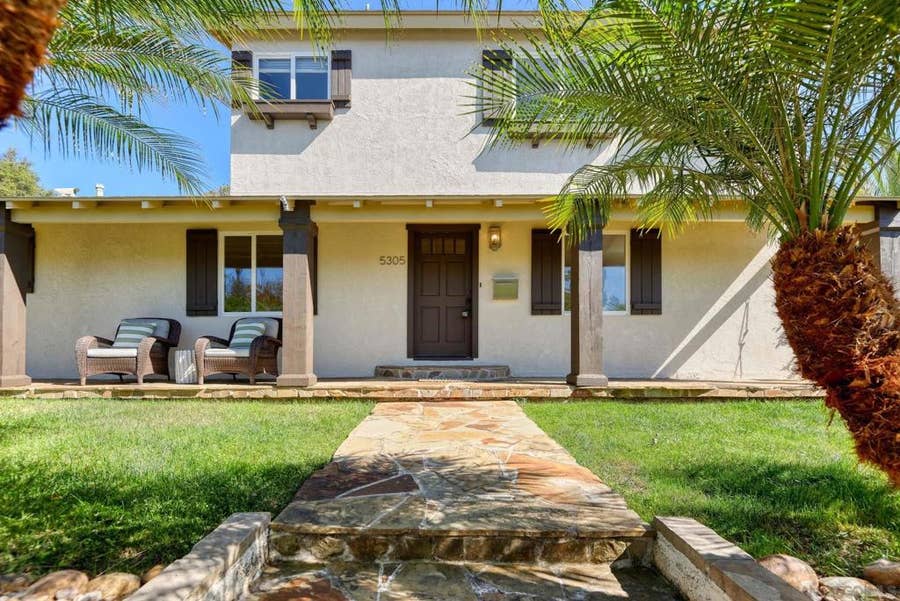 Property photo for 5305 Cass St, San Diego, CA