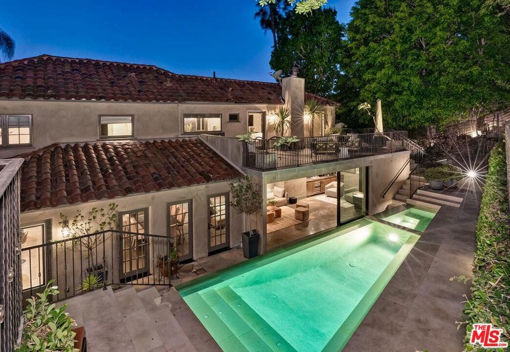 3300 N Knoll Drive, Los Angeles, CA 90068 3300 N Knoll Drive, Los Angeles, CA 90068