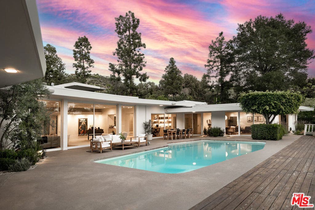 1121 Loma Vista Drive, Beverly Hills, CA 90210 1121 Loma Vista Drive, Beverly Hills, CA 90210