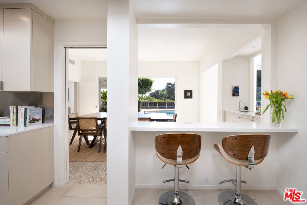 1121 Loma Vista Drive, Beverly Hills, CA 90210 1121 Loma Vista Drive, Beverly Hills, CA 90210