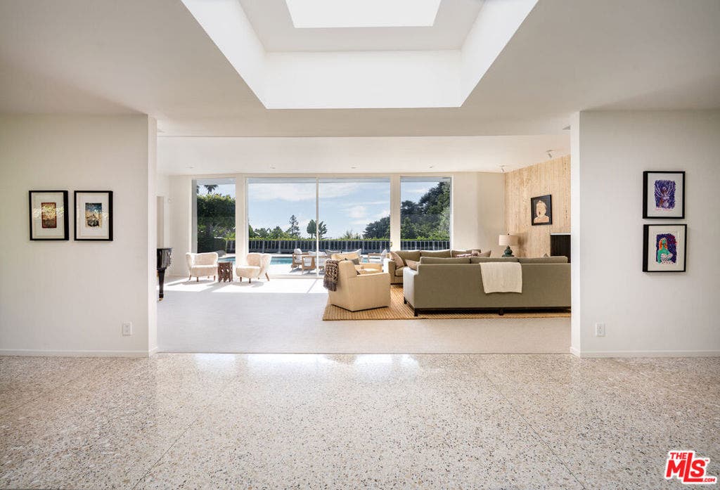 1121 Loma Vista Drive, Beverly Hills, CA 90210 1121 Loma Vista Drive, Beverly Hills, CA 90210