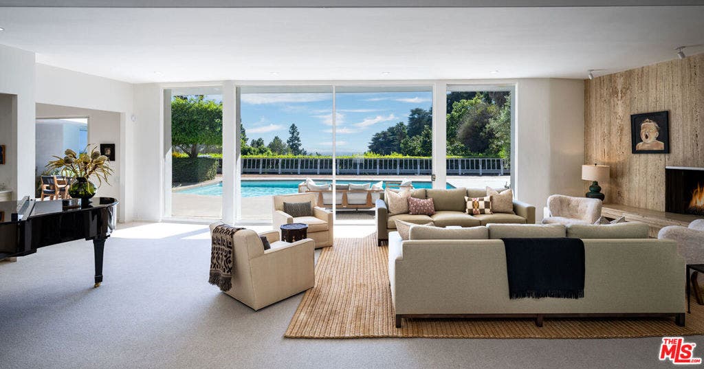 1121 Loma Vista Drive, Beverly Hills, CA 90210 1121 Loma Vista Drive, Beverly Hills, CA 90210