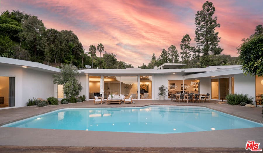 Property photo for 1121 Loma Vista Drive, Beverly Hills, CA