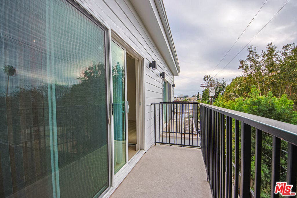 1321 N June Street, #1, Los Angeles, CA 90028 1321 N June Street, #1, Los Angeles, CA 90028