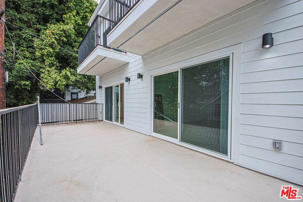 1321 N June Street, #1, Los Angeles, CA 90028 1321 N June Street, #1, Los Angeles, CA 90028