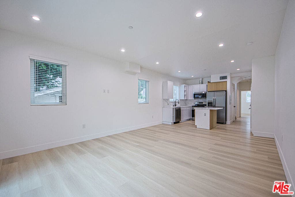 1321 N June Street, #1, Los Angeles, CA 90028 1321 N June Street, #1, Los Angeles, CA 90028