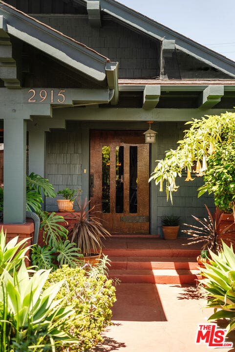 2915 S Budlong Avenue, Los Angeles, CA 90007 2915 S Budlong Avenue, Los Angeles, CA 90007