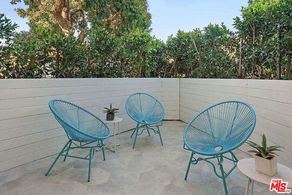 842 11th Street, Santa Monica, CA 90403 842 11th Street, Santa Monica, CA 90403