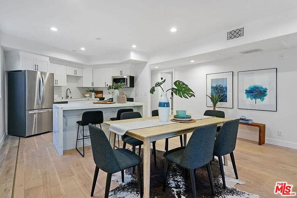 842 11th Street, Santa Monica, CA 90403 842 11th Street, Santa Monica, CA 90403