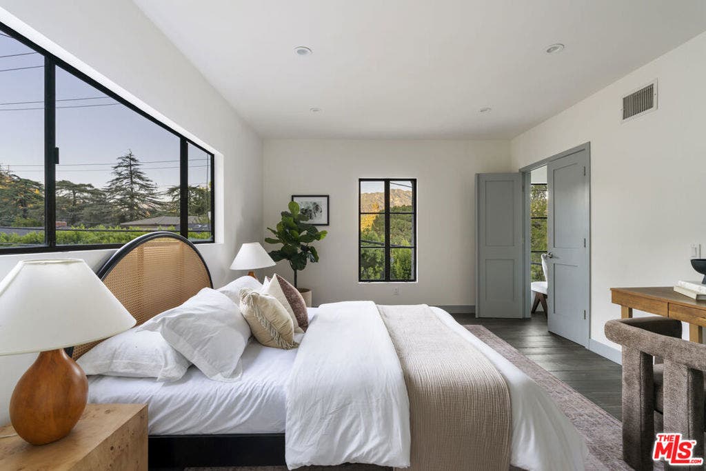 3009 San Gabriel Avenue, Glendale, CA 91208 3009 San Gabriel Avenue, Glendale, CA 91208