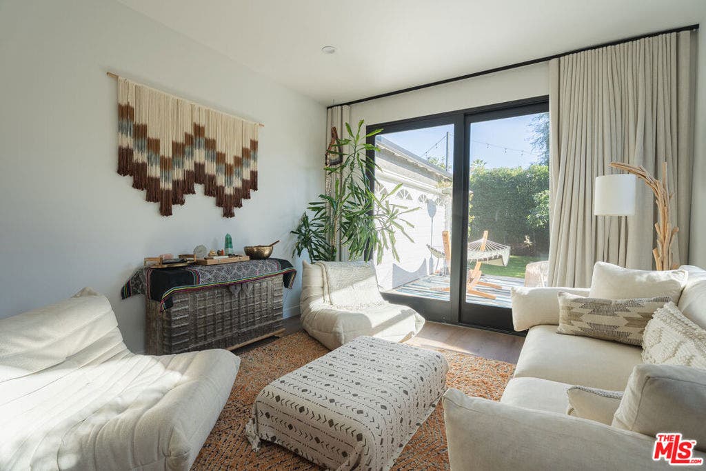 12956 Walsh Avenue, Los Angeles, CA 90066 12956 Walsh Avenue, Los Angeles, CA 90066