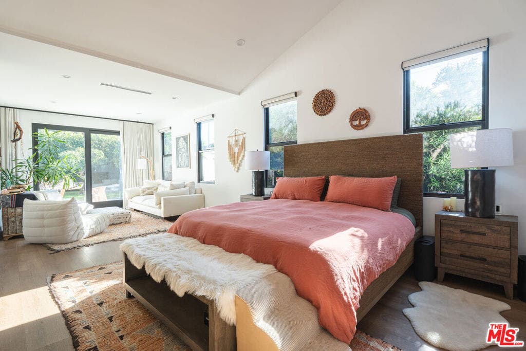 12956 Walsh Avenue, Los Angeles, CA 90066 12956 Walsh Avenue, Los Angeles, CA 90066