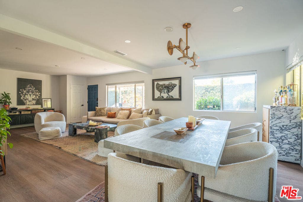 12956 Walsh Avenue, Los Angeles, CA 90066 12956 Walsh Avenue, Los Angeles, CA 90066