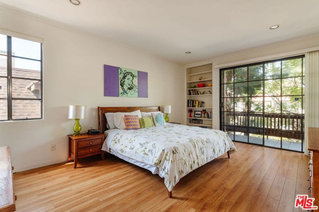 10336 Almayo Avenue, #302, Los Angeles, CA 90064 10336 Almayo Avenue, #302, Los Angeles, CA 90064