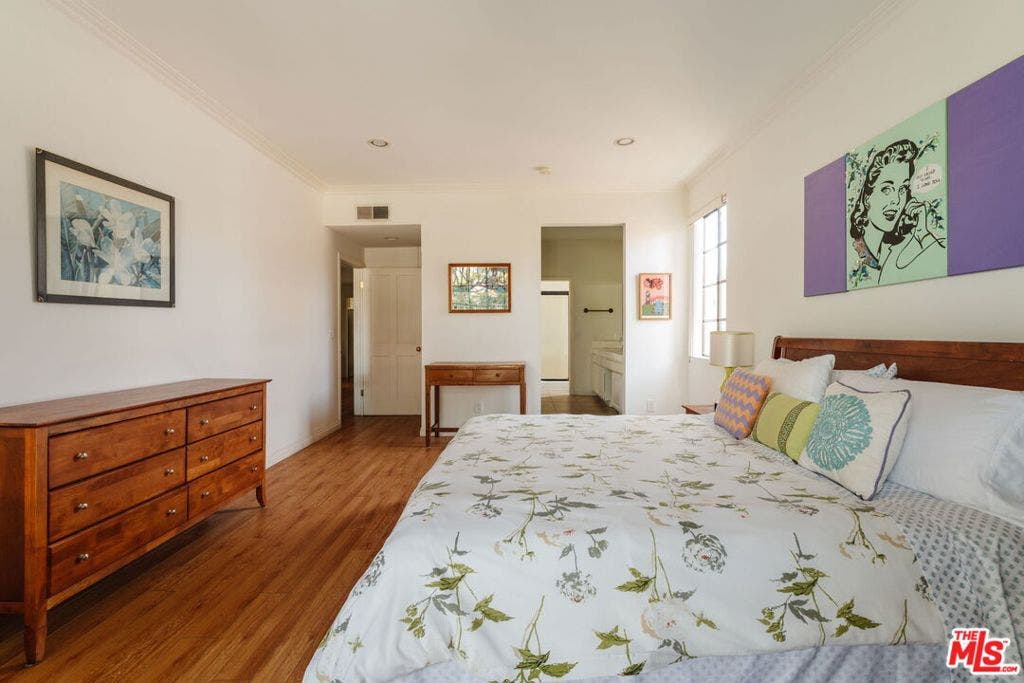 10336 Almayo Avenue, #302, Los Angeles, CA 90064 10336 Almayo Avenue, #302, Los Angeles, CA 90064