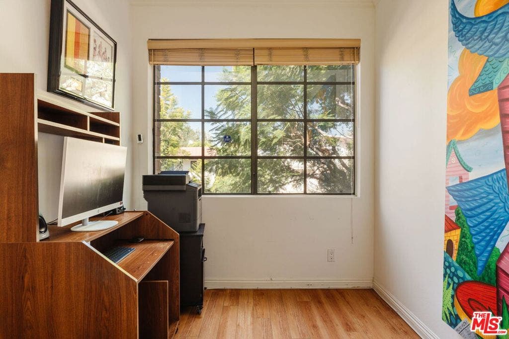 10336 Almayo Avenue, #302, Los Angeles, CA 90064 10336 Almayo Avenue, #302, Los Angeles, CA 90064