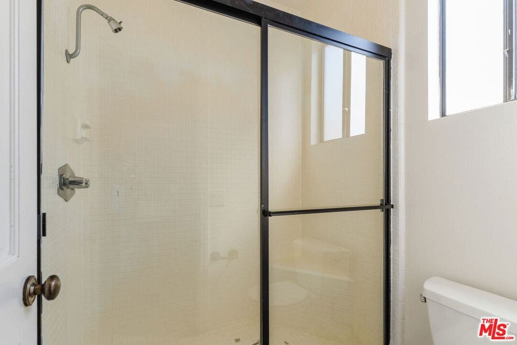 10336 Almayo Avenue, #302, Los Angeles, CA 90064 10336 Almayo Avenue, #302, Los Angeles, CA 90064