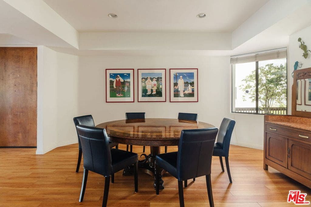10336 Almayo Avenue, #302, Los Angeles, CA 90064 10336 Almayo Avenue, #302, Los Angeles, CA 90064