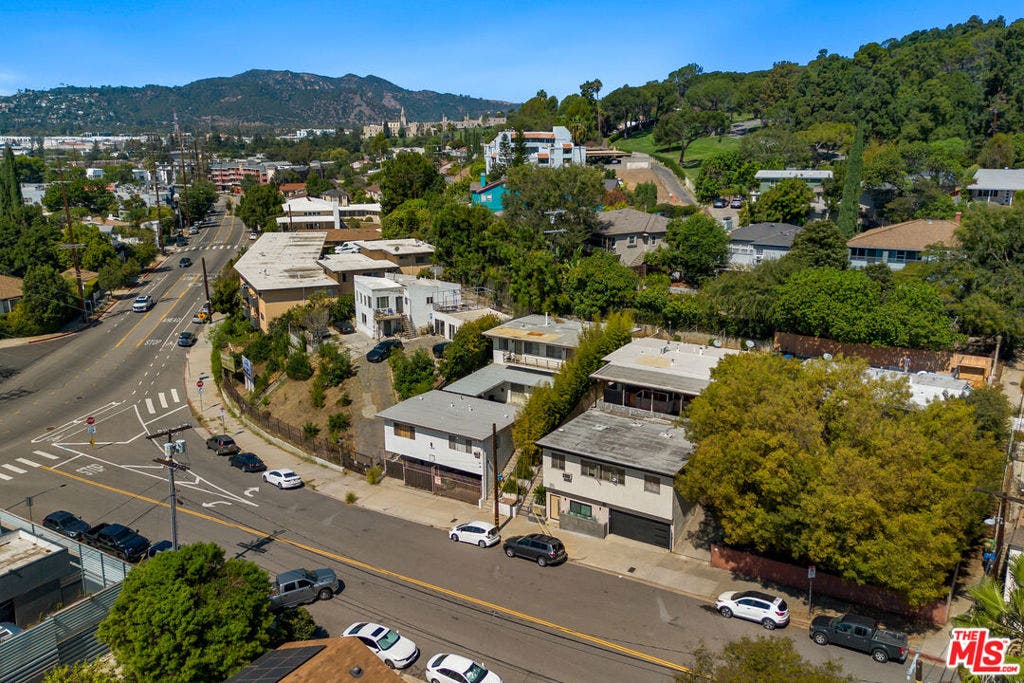3619 Fletcher Drive, Los Angeles, CA 90065 3619 Fletcher Drive, Los Angeles, CA 90065