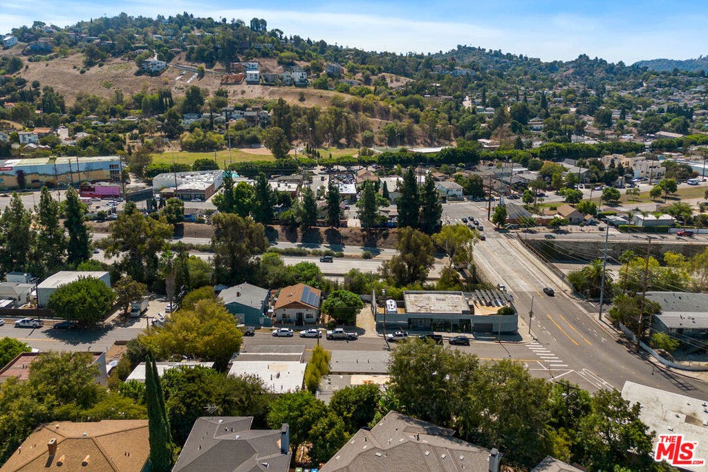 3619 Fletcher Drive, Los Angeles, CA 90065 3619 Fletcher Drive, Los Angeles, CA 90065