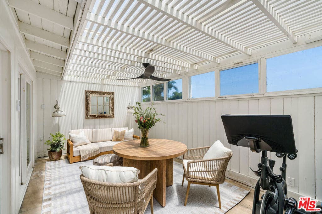 26887 Sea Vista Drive, #A, Malibu, CA 90265 26887 Sea Vista Drive, #A, Malibu, CA 90265