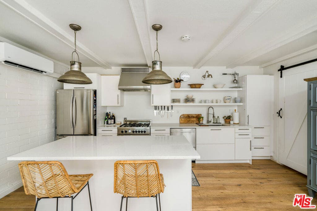 26887 Sea Vista Drive, #A, Malibu, CA 90265 26887 Sea Vista Drive, #A, Malibu, CA 90265