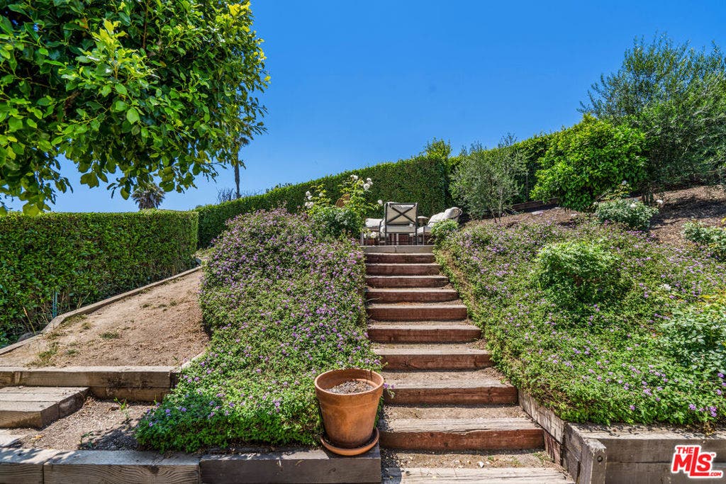 26887 Sea Vista Drive, #A, Malibu, CA 90265 26887 Sea Vista Drive, #A, Malibu, CA 90265