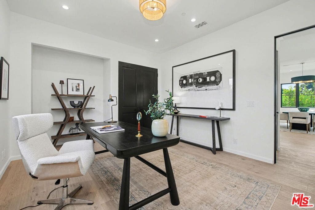16011 Miami Way, Pacific Palisades, CA 90272 16011 Miami Way, Pacific Palisades, CA 90272