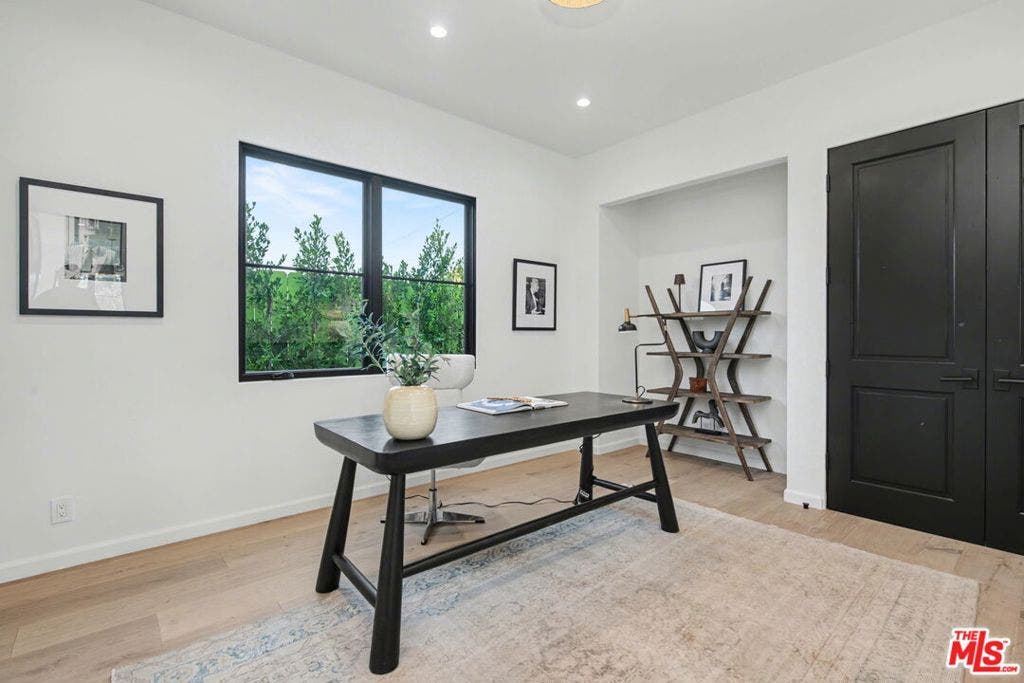 16011 Miami Way, Pacific Palisades, CA 90272 16011 Miami Way, Pacific Palisades, CA 90272