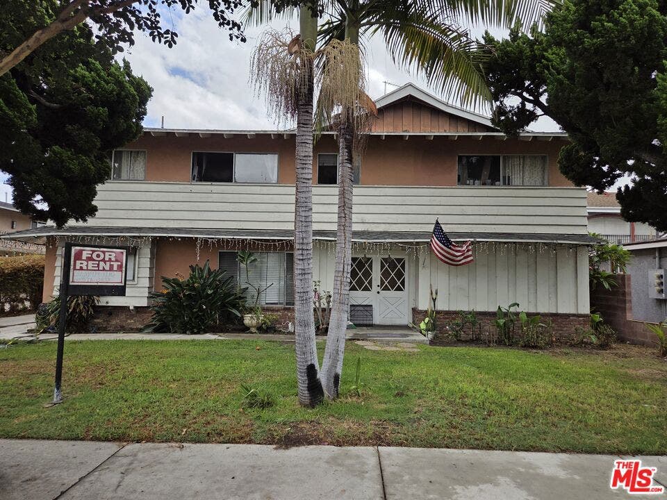 6126 King Avenue, #A, Maywood, CA 90270 6126 King Avenue, #A, Maywood, CA 90270