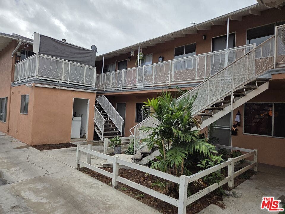 6126 King Avenue, #A, Maywood, CA 90270 6126 King Avenue, #A, Maywood, CA 90270