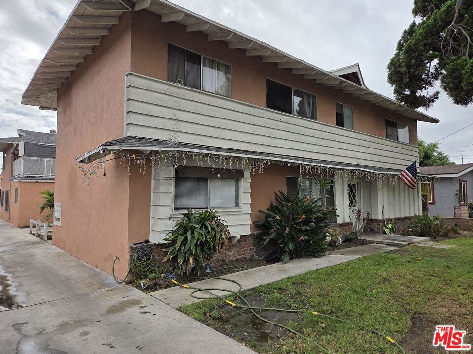 6126 King Avenue, #A, Maywood, CA 90270 6126 King Avenue, #A, Maywood, CA 90270