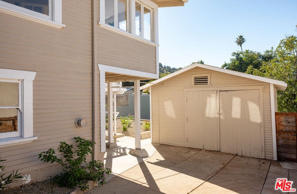5003 Sierra Villa Drive, Los Angeles, CA 90041