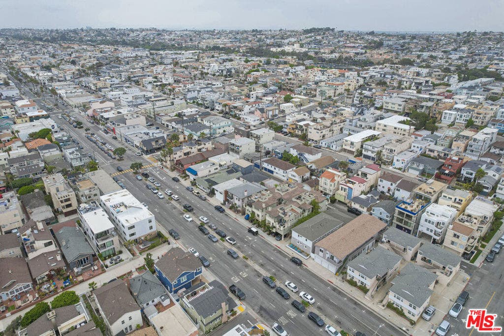 642 Hermosa Avenue, Hermosa Beach, CA 90254 642 Hermosa Avenue, Hermosa Beach, CA 90254