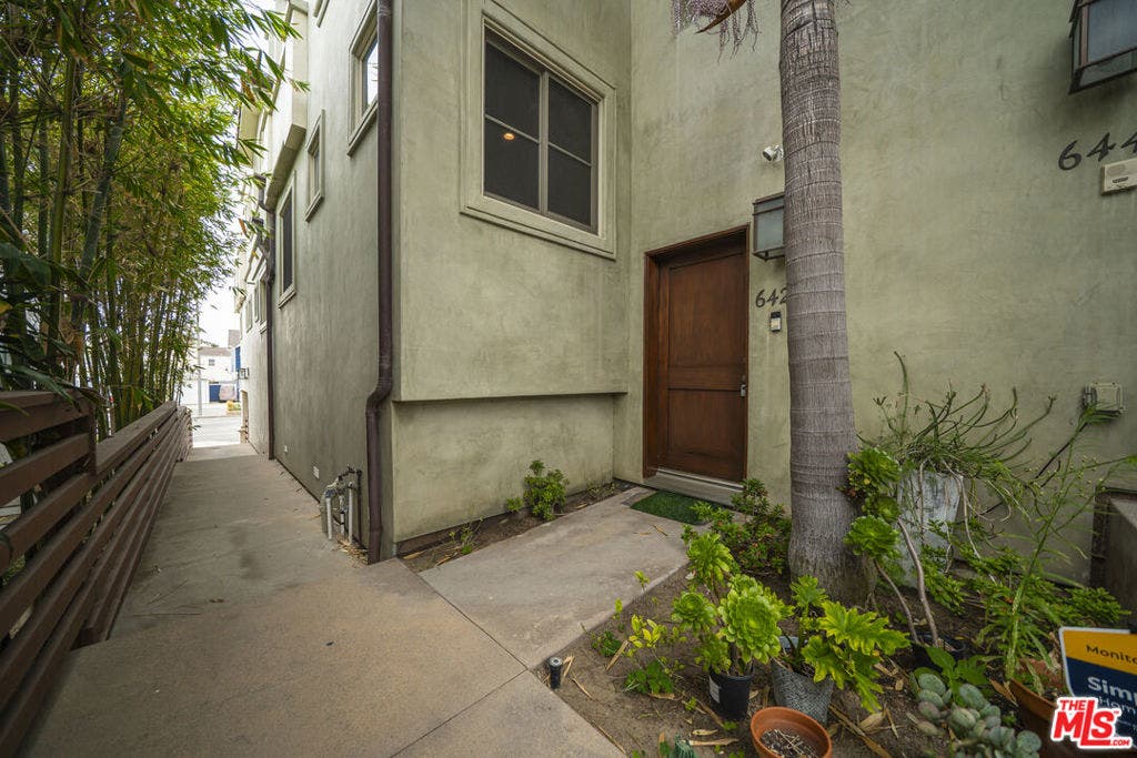 642 Hermosa Avenue, Hermosa Beach, CA 90254 642 Hermosa Avenue, Hermosa Beach, CA 90254