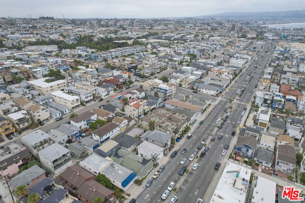 642 Hermosa Avenue, Hermosa Beach, CA 90254 642 Hermosa Avenue, Hermosa Beach, CA 90254