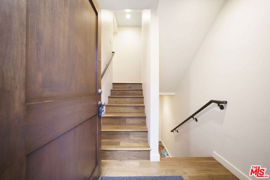 642 Hermosa Avenue, Hermosa Beach, CA 90254 642 Hermosa Avenue, Hermosa Beach, CA 90254