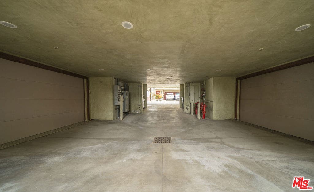 642 Hermosa Avenue, Hermosa Beach, CA 90254 642 Hermosa Avenue, Hermosa Beach, CA 90254