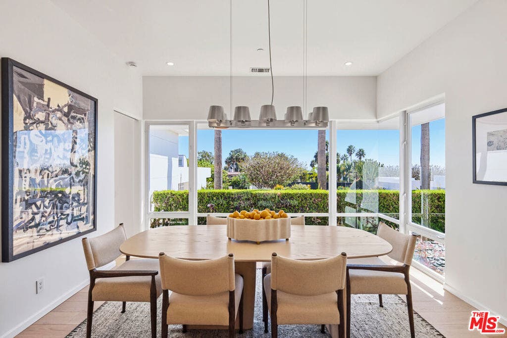 27549 Pacific Coast Highway, Malibu, CA 90265 27549 Pacific Coast Highway, Malibu, CA 90265