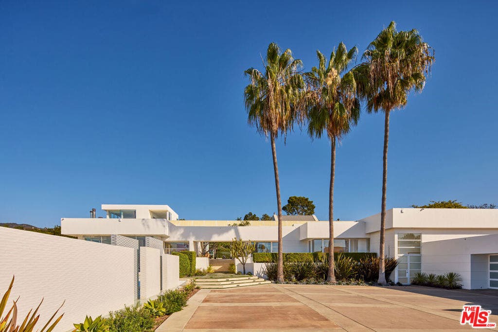 27549 Pacific Coast Highway, Malibu, CA 90265 27549 Pacific Coast Highway, Malibu, CA 90265